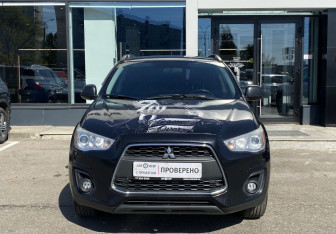 Подержанный автомобиль Mitsubishi ASX 2013 года (2 фото)