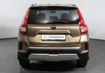 Подержанный автомобиль Geely Emgrand X7 2020 года (6 фото)