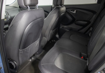 Подержанный автомобиль Hyundai ix35 2012 года (11 фото)