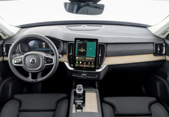 Новый Volvo XC90 2025 (10 фото)