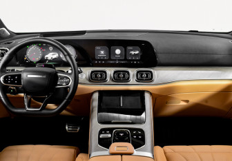 Подержанный автомобиль Jaecoo J8 2024 года (21 фото)