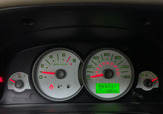 Подержанный автомобиль Ford Escape 2005 года (11 фото)