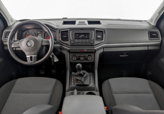 Подержанный автомобиль Volkswagen Amarok 2018 года (14 фото)