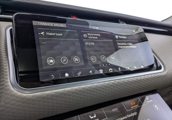 Подержанный автомобиль Land Rover Range Rover Velar 2018 года (27 фото)