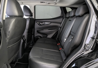 Подержанный автомобиль Nissan Qashqai 2021 года (18 фото)