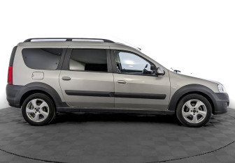 Подержанный автомобиль LADA (ВАЗ) Largus Wagon 2021 года (4 фото)