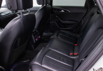 Подержанный автомобиль Audi A6 Sedan 2017 года (11 фото)