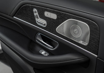 Новый Mercedes-Benz GLE 2025 (23 фото)