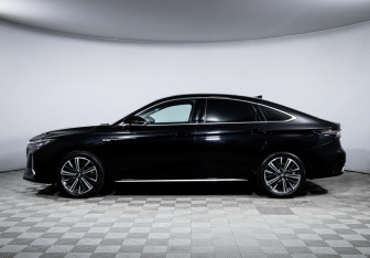 Подержанный автомобиль Chery Arrizo 8 2023 года (8 фото)