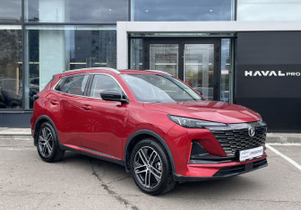 Подержанный автомобиль Changan CS55PLUS 2023 года (3 фото)