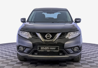 Подержанный автомобиль Nissan X-Trail 2017 года (2 фото)