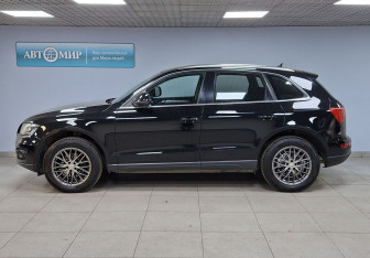 Подержанный автомобиль Audi Q5 2008 года (8 фото)