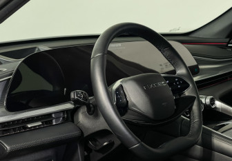 Подержанный автомобиль Exeed TXL 2024 года (13 фото)
