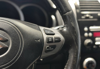 Подержанный автомобиль Suzuki Grand Vitara 2007 года (13 фото)