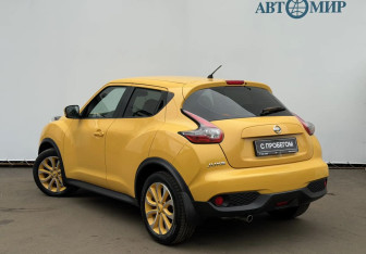 Подержанный автомобиль Nissan Juke 2014 года (6 фото)