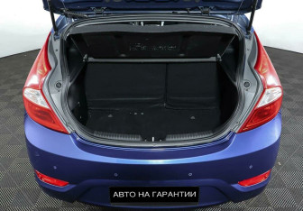 Подержанный автомобиль Hyundai Solaris Hatchback 2012 года (16 фото)