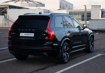 Подержанный автомобиль Volvo XC90 2019 года (5 фото)