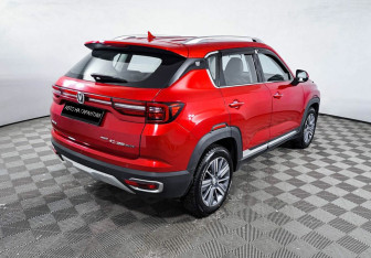 Подержанный автомобиль Changan CS35PLUS 2021 года (3 фото)