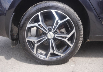 Подержанный автомобиль Skoda Octavia Wagon 2014 года (10 фото)