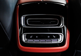 Подержанный автомобиль Exeed RX 2023 года (15 фото)