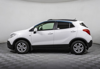 Подержанный автомобиль Opel Mokka 2014 года (8 фото)