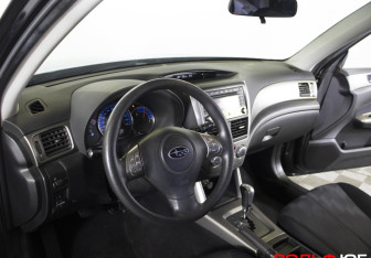 Подержанный автомобиль Subaru Forester Suv 2008 года (9 фото)