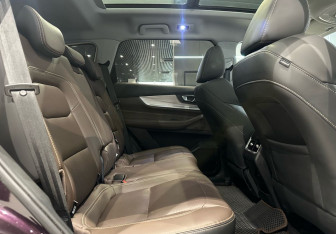 Подержанный автомобиль Chery Tiggo 8 Pro 2023 года (11 фото)