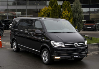 Подержанный автомобиль Volkswagen Multivan 2016 года (3 фото)
