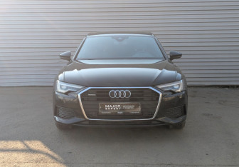 Подержанный автомобиль Audi A6 Sedan 2021 года (2 фото)