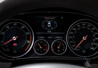 Подержанный автомобиль Bentley Continental GT Coupe 2012 года (11 фото)