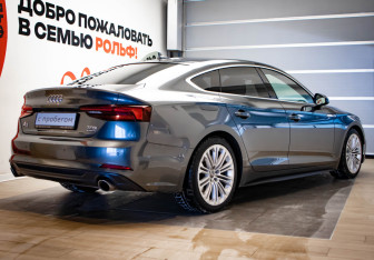 Подержанный автомобиль Audi A5 Liftback 2017 года (4 фото)