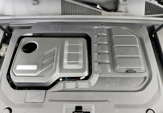 Подержанный автомобиль Exeed VX 2023 года (9 фото)