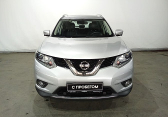 Подержанный автомобиль Nissan X-Trail 2017 года (2 фото)