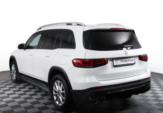 Подержанный автомобиль Mercedes-Benz GLB 2021 года (7 фото)