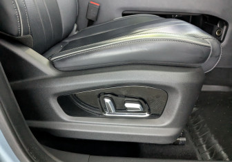 Подержанный автомобиль Jaecoo J7 2024 года (24 фото)