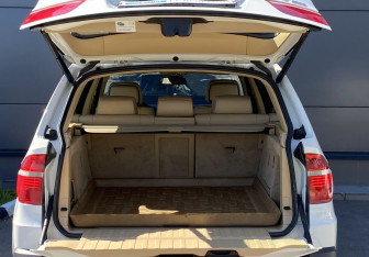 Подержанный автомобиль BMW X5 2008 года (10 фото)