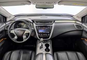 Подержанный автомобиль Nissan Murano Suv 2019 года (14 фото)
