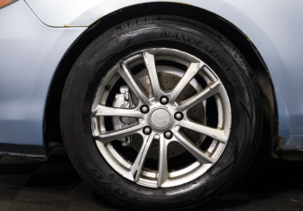 Подержанный автомобиль Mazda 3 Sedan 2006 года (20 фото)