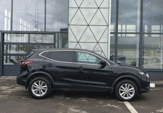 Подержанный автомобиль Nissan Qashqai 2021 года (4 фото)