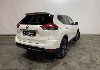 Подержанный автомобиль Nissan X-Trail 2019 года (6 фото)