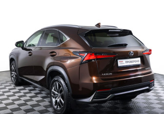 Подержанный автомобиль Lexus NX 2017 года (7 фото)