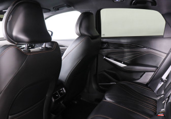 Подержанный автомобиль Geely Preface 2024 года (12 фото)