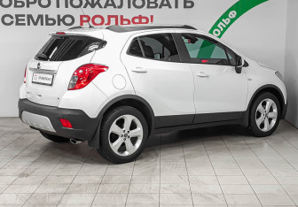 Подержанный автомобиль Opel Mokka 2013 года (4 фото)