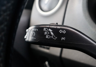 Подержанный автомобиль Volkswagen Amarok 2013 года (13 фото)