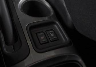 Подержанный автомобиль Nissan Juke 2013 года (21 фото)