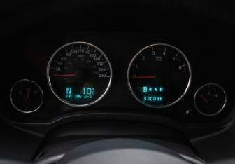 Подержанный автомобиль Jeep Compass 2012 года (12 фото)
