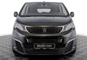 Подержанный автомобиль Peugeot Traveller 2021 года (2 фото)