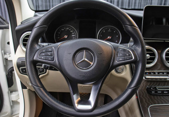 Подержанный автомобиль Mercedes-Benz GLC Coupe 2017 года (17 фото)