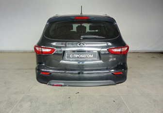 Подержанный автомобиль Infiniti JX 2013 года (5 фото)