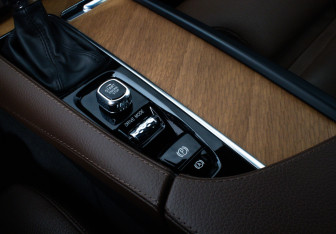 Подержанный автомобиль Volvo XC90 2021 года (22 фото)